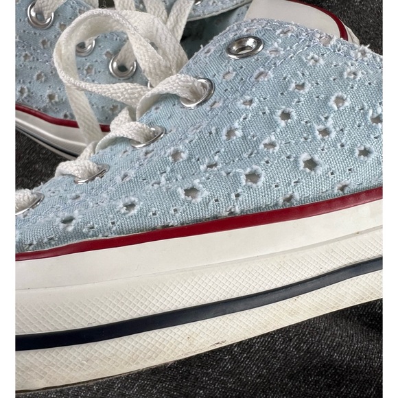 Converse Baby Blue Eyelet Sneakers Men 7 or Women 9 - Picture 7 of 15